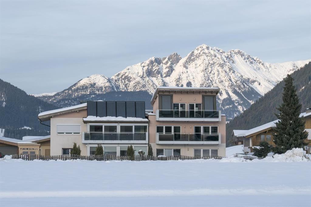 Appartement Raffael Itter Exterior photo